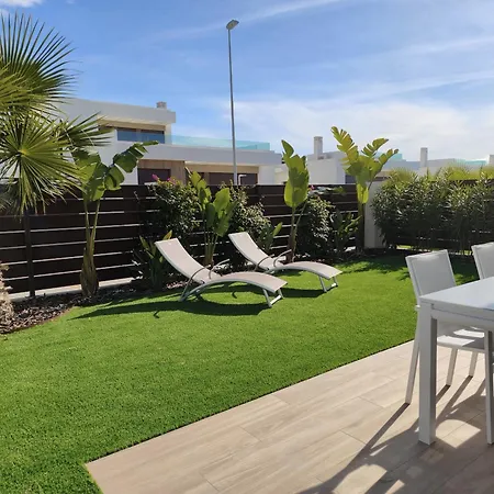 Vakantiehuis Vistabella Golf *